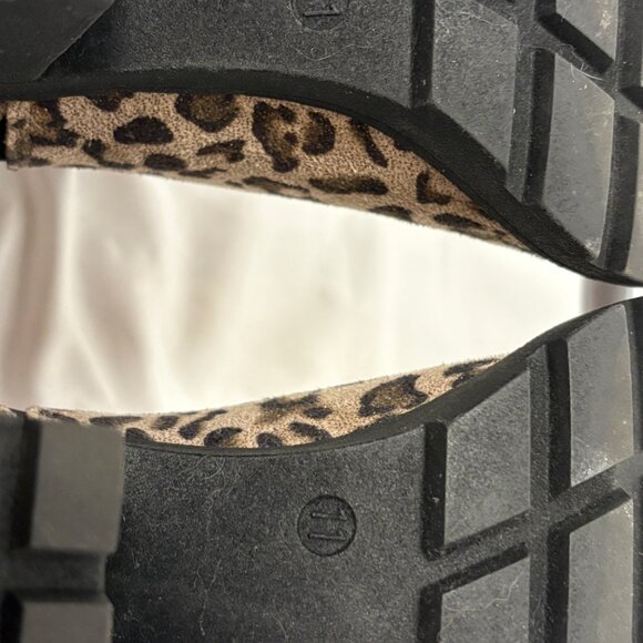 XAppeal Leopard Print Heeled Chelsea Booties - Picture 4 of 7